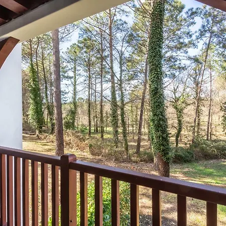 4 Couchages Dans Avec Piscine Entre Golf Et De Apartment *