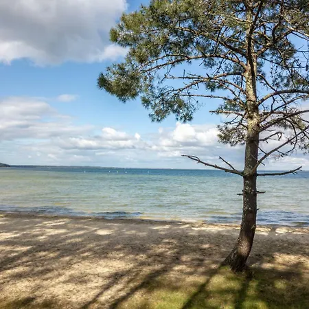 4 Couchages Dans Avec Piscine Entre Golf Et De Biscarrosse